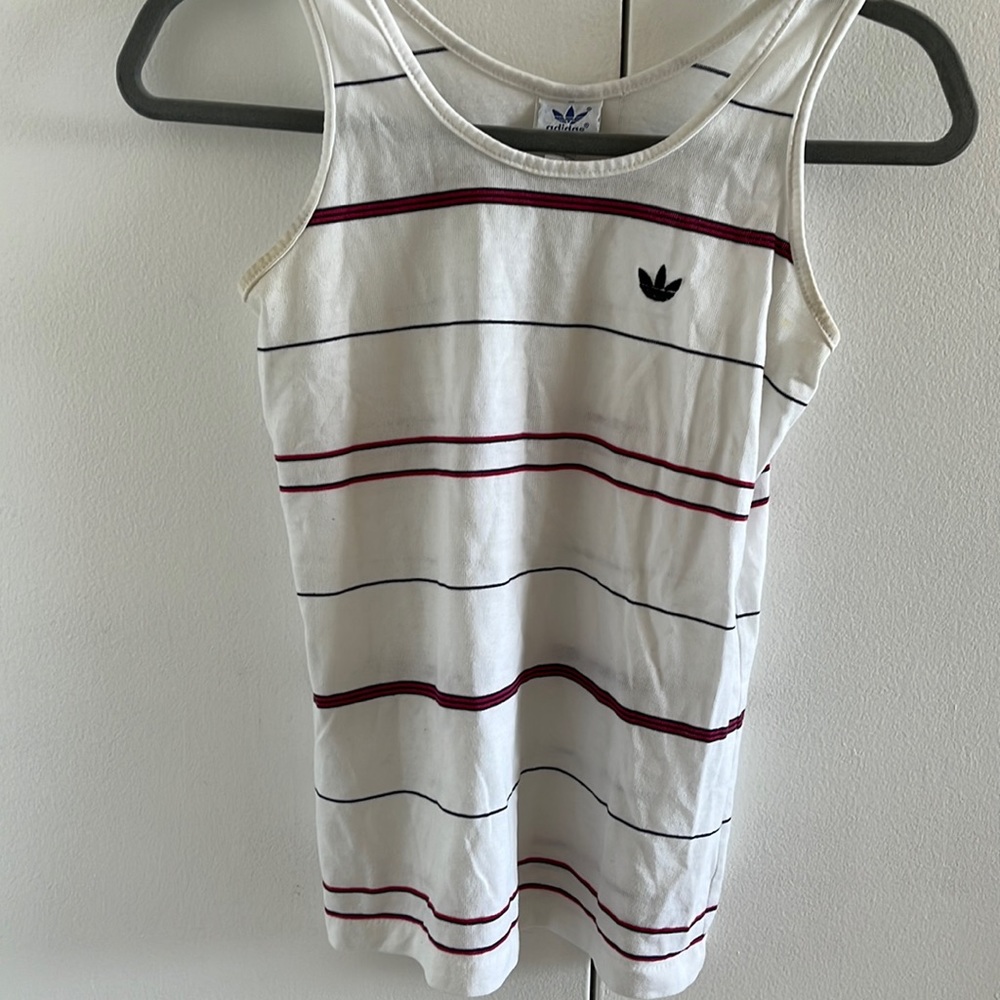 Adidas vintage top